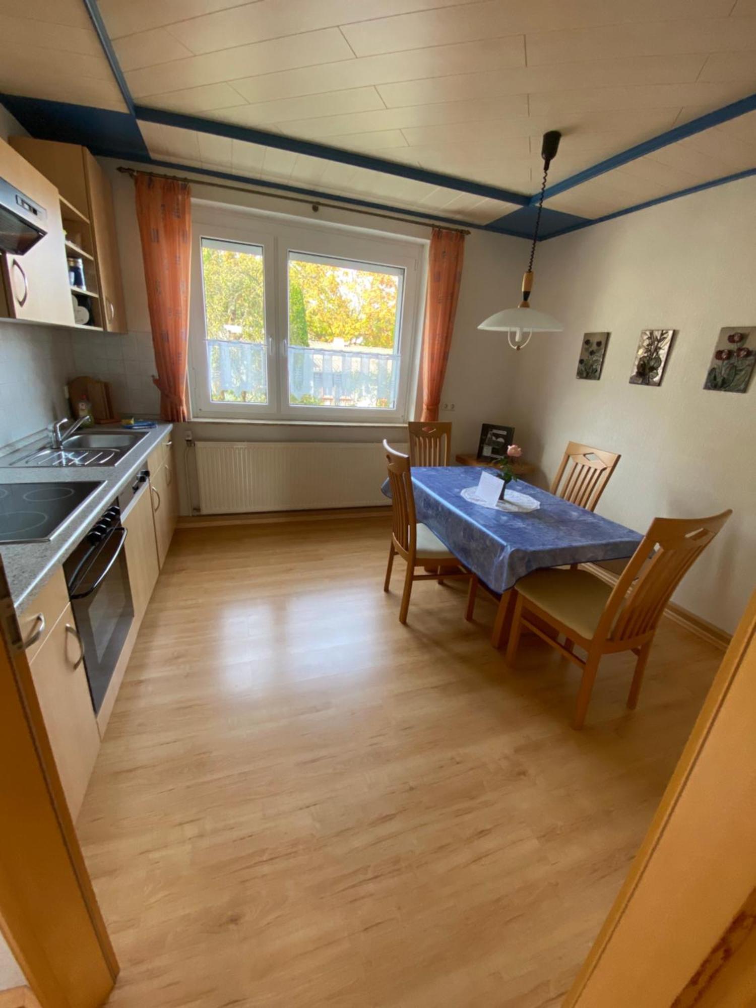 Stadtzentrumnahe Wohnung An Der Gruenen Aue, Kostenfreier Parkplatz フルダ エクステリア 写真